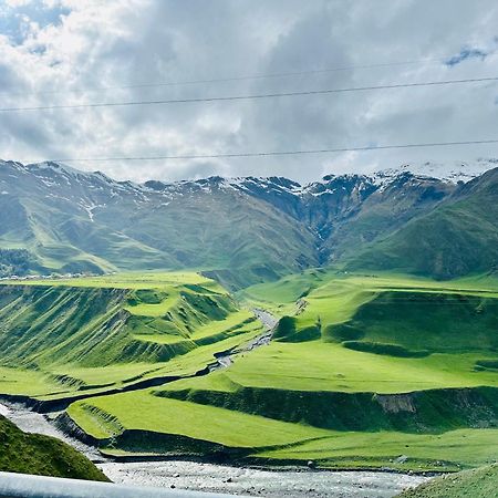 Alpine Escape Kazbegi Villa Exterior foto