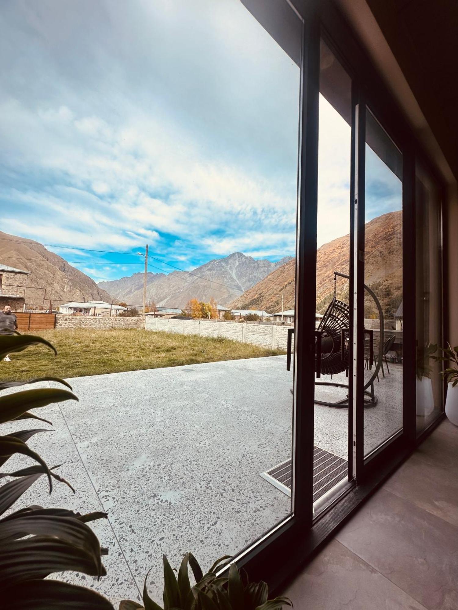 Alpine Escape Kazbegi Villa Exterior foto
